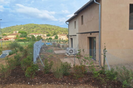 LAGRASSE location/accession- villa T4 neuve en duplex – garage et jardin